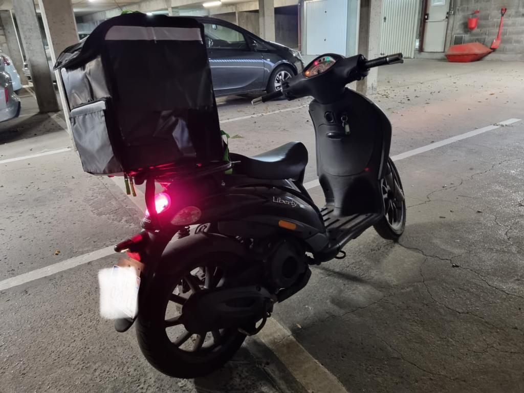 Scooter de livraison TransPARENT's - Livraison urgente centre-ville Valenciennes
